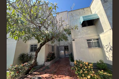 Apartamento para alugar com 75m², 3 quartos e 1 vagaFachada interna