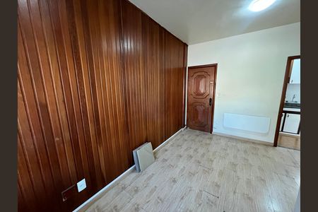 Sala de apartamento para alugar com 3 quartos, 75m² em Ilha do Governador, Rio de Janeiro