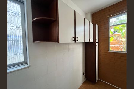 Apartamento para alugar com 75m², 3 quartos e 1 vagaÁrea de Serviço