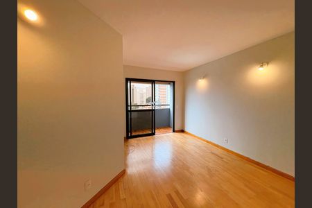 Apartamento à venda com 1 quarto, 52m² em Cambuí, Campinas