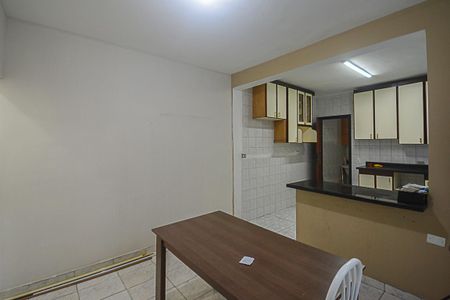 Casa à venda com 190m², 3 quartos e 2 vagas Casa à venda com 190m², 3 quartos e 2 vagasCopa