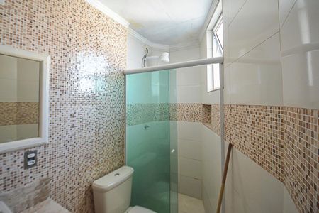 Casa à venda com 190m², 3 quartos e 2 vagas Casa à venda com 190m², 3 quartos e 2 vagasBanheiro da Suíte
