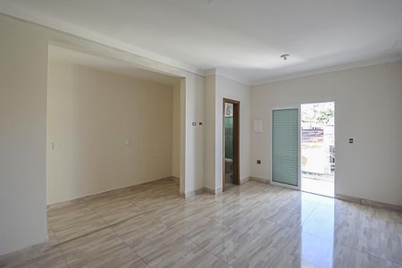 Casa à venda com 190m², 3 quartos e 2 vagas Casa à venda com 190m², 3 quartos e 2 vagasQuarto Suíte