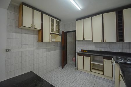 Casa à venda com 190m², 3 quartos e 2 vagas Casa à venda com 190m², 3 quartos e 2 vagasCozinha
