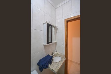 Casa à venda com 190m², 3 quartos e 2 vagas Casa à venda com 190m², 3 quartos e 2 vagasBanheiro