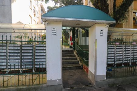 Apartamento à venda com 67m², 2 quartos e 1 vaga Apartamento à venda com 67m², 2 quartos e 1 vagaFachada e portaria