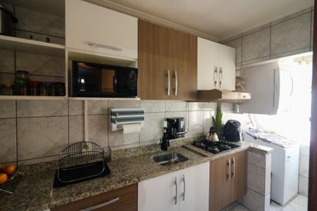Apartamento à venda com 67m², 2 quartos e 1 vaga Apartamento à venda com 67m², 2 quartos e 1 vagaCozinha e Área de Serviço