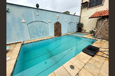 Casa para alugar com 493m², 5 quartos e 8 vagasPiscina