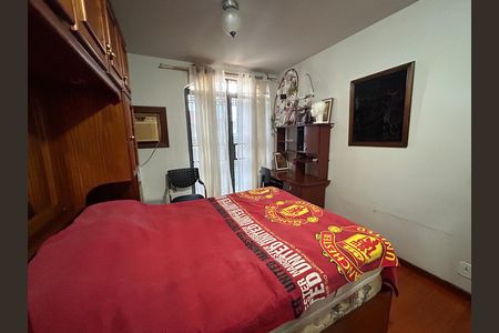 Casa para alugar com 493m², 5 quartos e 8 vagasQuarto 2
