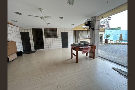 Casa para alugar com 493m², 5 quartos e 8 vagasÁrea comum