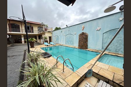 Casa para alugar com 493m², 5 quartos e 8 vagasPiscina