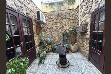 Casa para alugar com 493m², 5 quartos e 8 vagasÁrea comum
