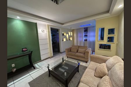 Casa para alugar com 493m², 5 quartos e 8 vagasSala 1