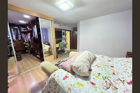 Casa para alugar com 493m², 5 quartos e 8 vagasSuíte 2
