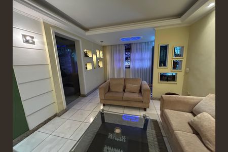 Casa para alugar com 493m², 5 quartos e 8 vagasSala 1