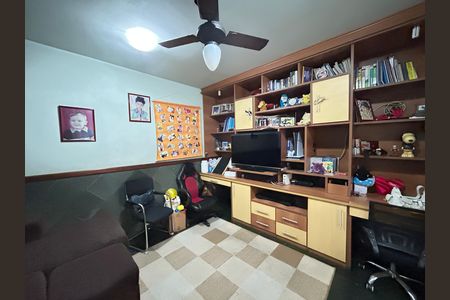 Casa para alugar com 493m², 5 quartos e 8 vagasQuarto 1