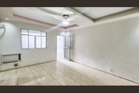 Casa para alugar com 120m², 1 quarto e sem vagaSala