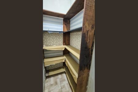 Casa para alugar com 120m², 1 quarto e sem vagaCloset