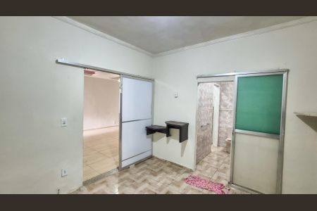 Casa para alugar com 120m², 1 quarto e sem vagaQuarto