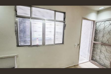 Casa para alugar com 120m², 1 quarto e sem vagaSala