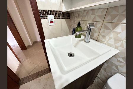Apartamento para alugar com 86m², 2 quartos e 1 vagaBanheiro Social