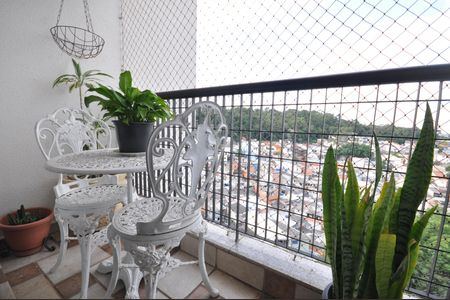 Sacada da Sala de apartamento à venda com 3 quartos, 75m² em Vila Santos, São Paulo