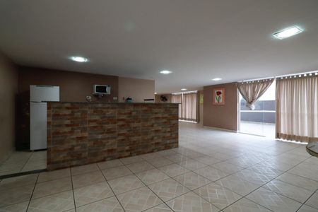 Apartamento à venda com 49m², 2 quartos e 1 vaga Apartamento à venda com 49m², 2 quartos e 1 vagaÁrea comum - Salão de festas