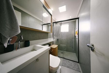 Apartamento à venda com 49m², 2 quartos e 1 vaga Apartamento à venda com 49m², 2 quartos e 1 vagaBanheiro
