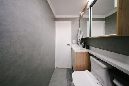 Apartamento à venda com 49m², 2 quartos e 1 vaga Apartamento à venda com 49m², 2 quartos e 1 vagaBanheiro