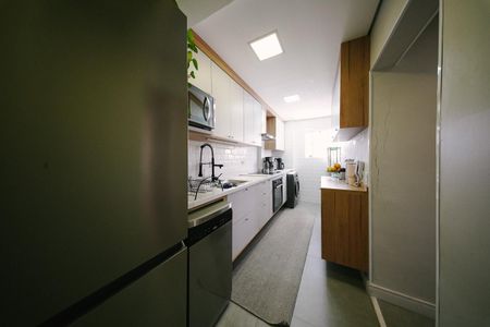 Apartamento à venda com 49m², 2 quartos e 1 vaga Apartamento à venda com 49m², 2 quartos e 1 vagaCozinha e Área de Serviço