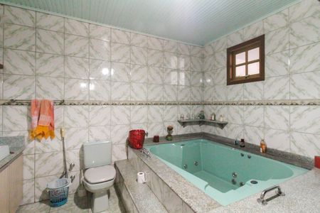 Casa à venda com 300m², 2 quartos e 3 vagasBanheiro 2