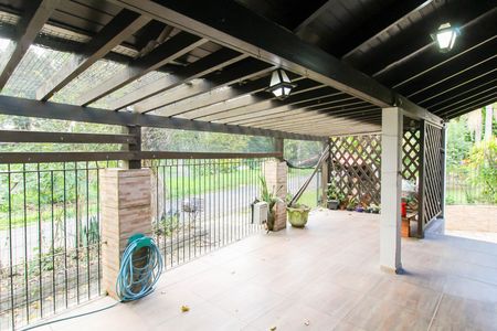 Casa à venda com 300m², 2 quartos e 3 vagasÁrea externa