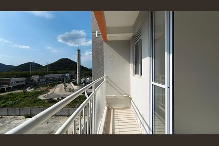 Apartamento à venda com 58m², 3 quartos e 2 vagasVaranda 