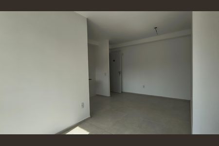 Sala de apartamento para alugar com 3 quartos, 58m² em Recreio dos Bandeirantes, Rio de Janeiro