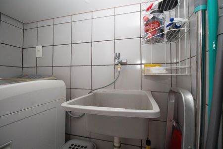 Apartamento à venda com 50m², 1 quarto e sem vagaCozinha e Área de Serviço