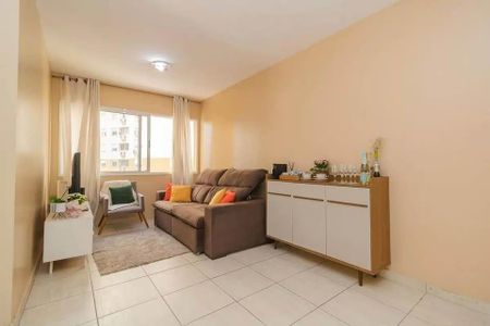 Sala de apartamento para alugar com 3 quartos, 93m² em Vila Ipiranga, Porto Alegre