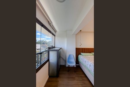Apartamento à venda com 98m², 3 quartos e sem vaga Apartamento à venda com 98m², 3 quartos e sem vagaVaranda