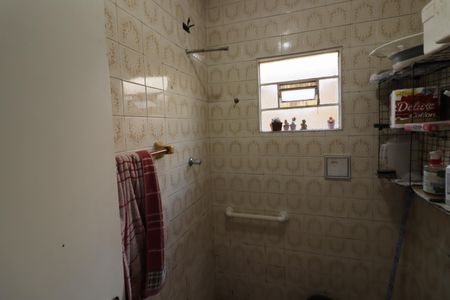 Casa à venda com 186m², 4 quartos e 2 vagasBanheiro 3
