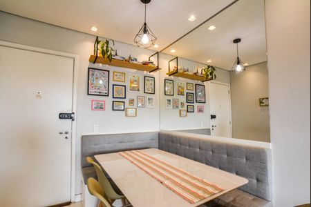 Sala de apartamento para alugar com 2 quartos, 57m² em Vila Homero Thon, Santo André