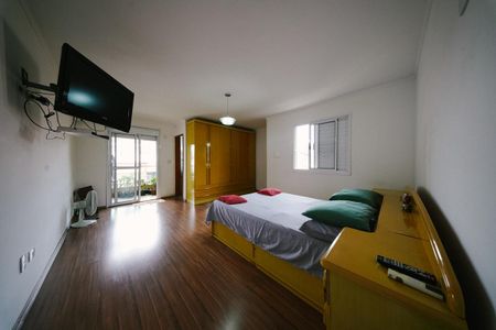Casa à venda com 100m², 3 quartos e 2 vagasSuíte 1