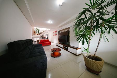 Sala de casa à venda com 3 quartos, 100m² em Cidade Patriarca, São Paulo