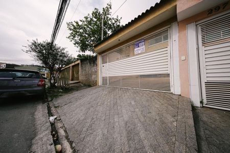 Casa à venda com 100m², 3 quartos e 2 vagasFachada