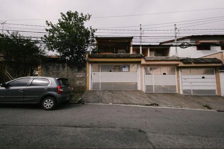 Casa à venda com 100m², 3 quartos e 2 vagasFachada