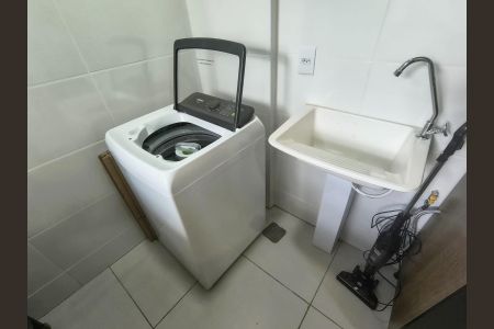 Apartamento para alugar com 75m², 2 quartos e 1 vagaÁrea de Serviço