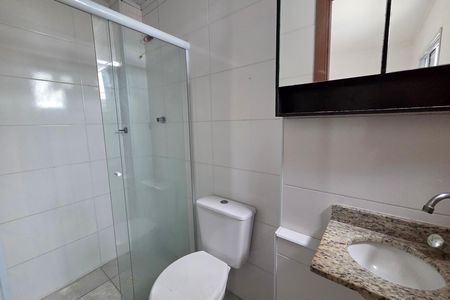 Apartamento para alugar com 94m², 2 quartos e 1 vaga Apartamento para alugar com 94m², 2 quartos e 1 vagaBanheiro da Suíte 1