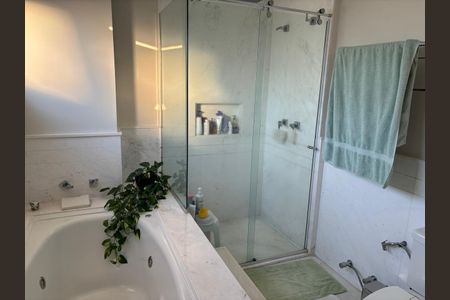 Apartamento à venda com 4 quartos, 345m² em Vila Gomes Cardim, São Paulo