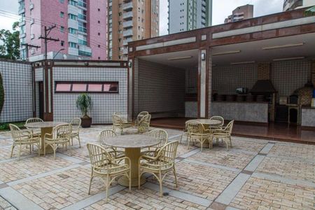 Apartamento à venda com 226m², 4 quartos e 4 vagas
