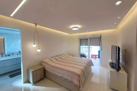 Apartamento à venda com 245m², 4 quartos e 4 vagas