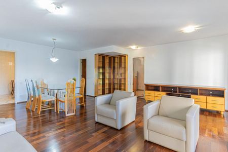 Apartamento à venda com 131m², 2 quartos e 2 vagas