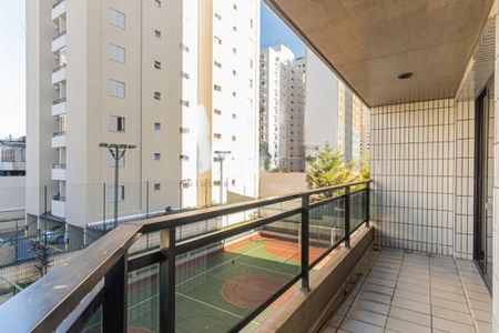 Apartamento à venda com 131m², 2 quartos e 2 vagas